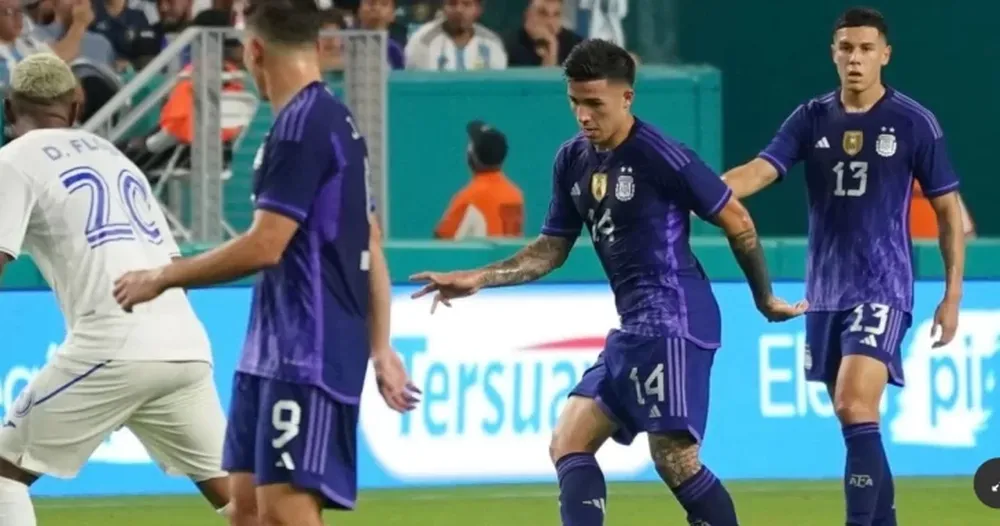 Enzo Fernández debutó y fue clave en el golazo de Messi: “Es un sueño cumplido”