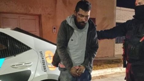 Entró a robar a una casa, huía con el botín y lo atrapó la policía