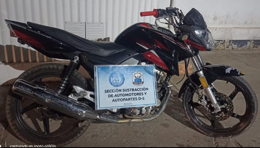 Recuperan moto por robo automotor en Rawson durante un operativo policial