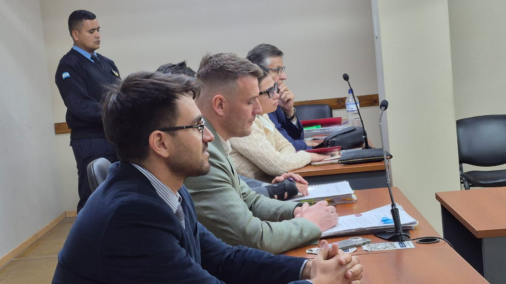 Las partes del juicio, fiscal&iacute;a y la defensa.&nbsp;