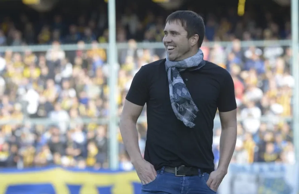 Racing oficializó la llegada del Chacho Coudet