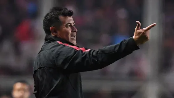 Jorge Almirón vuelve a Lanús