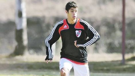 Lanzini, por Ortega y Pavone no juega