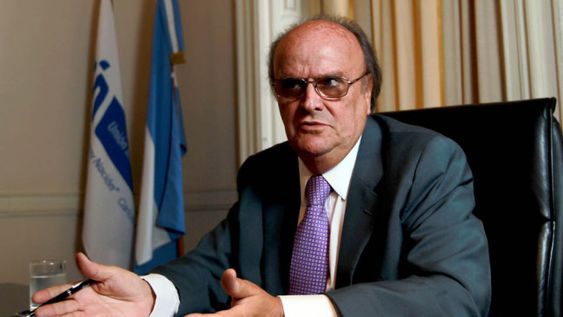 Un dirigente massista blanqueó las razones de la devaluación: “Había un pedido del Fondo, lo conocemos todos”