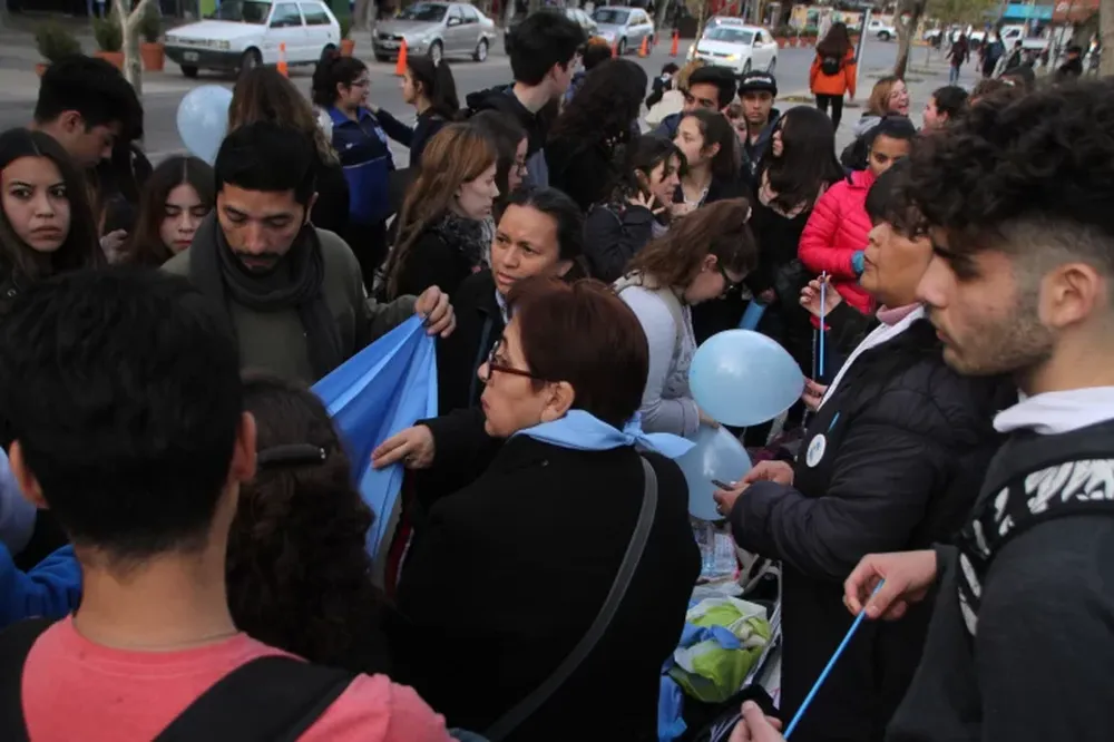 Un pedido directo de “salvar las dos vidas” a los senadores sanjuaninos y a los indecisos