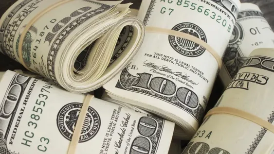 El dólar batió un nuevo récord: subió 55 centavos y cerró en $44,96
