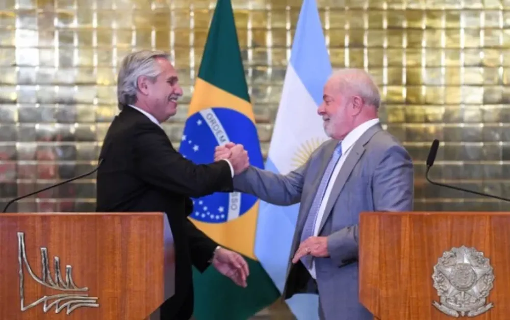 Lula: “Voy a hablar con el FMI para quitarle el cuchillo del cuello a la Argentina”