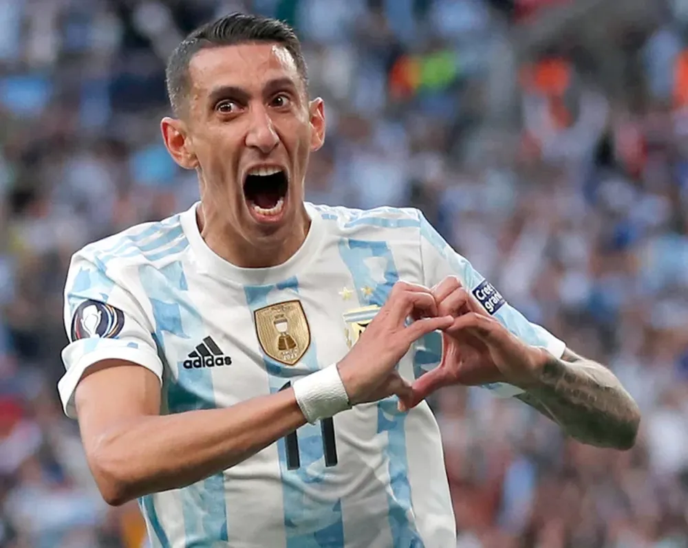 Scaloni empezó a diseñar el 11 y hoy lo exigen a Di María