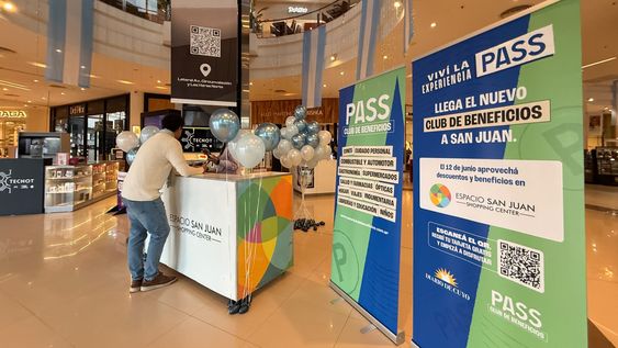 PASS llegó a San Juan con una acción en Espacio San Juan. Acercate al shopping!