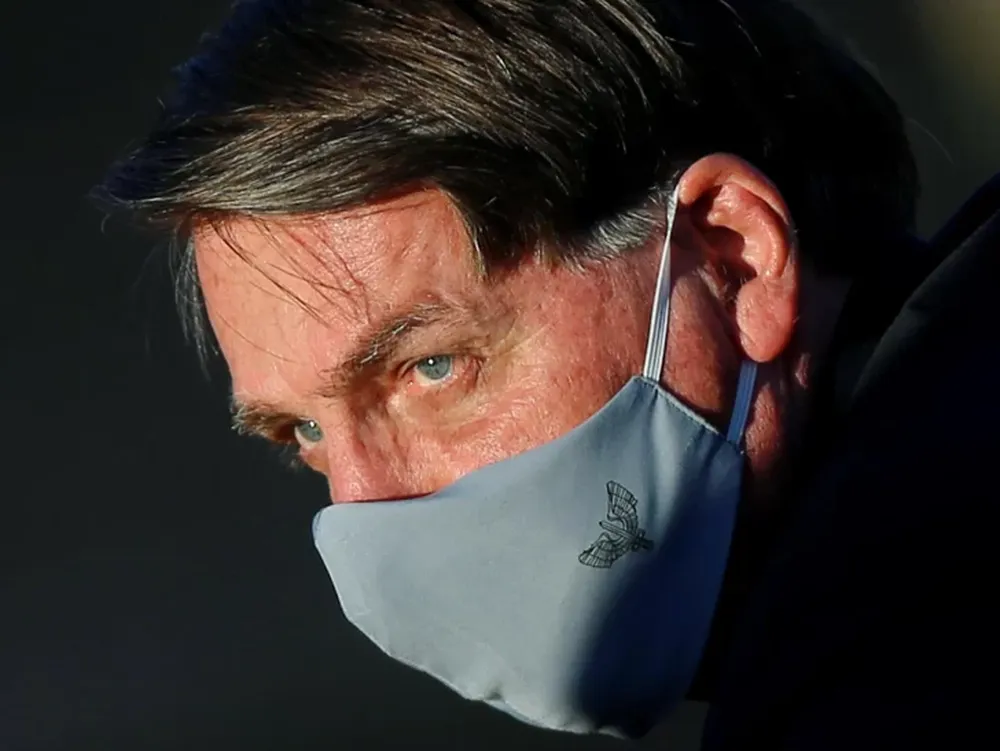 Brasil obliga a usar tapabocas en las cárceles