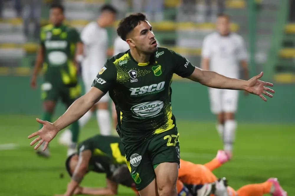 Un Halcón a pedir de River