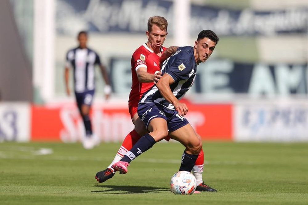 Talleres y Huracán quedaron a mano