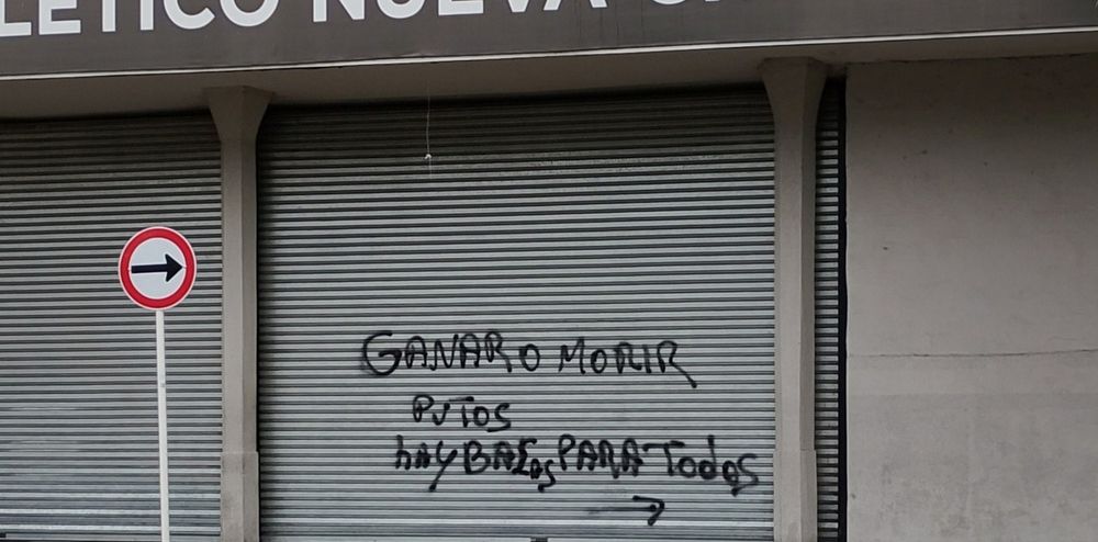 Pesado. El ambiente en Mataderos arde. Amenazas y pintadas contra el plantel marcan la previa del partido contra San Martín.