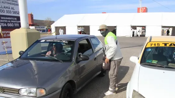 Nuevo Autovac: en 6 minutos la gente salió vacunada