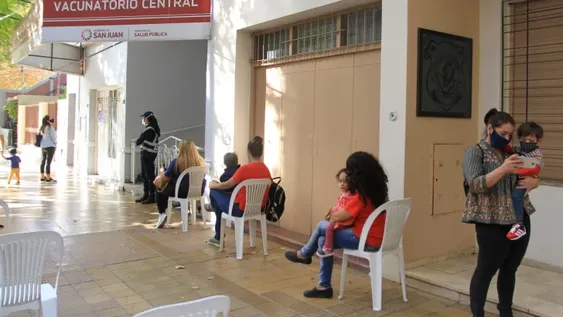 Empezarán a vacunar contra la gripe a los mayores de 65 años en San Juan