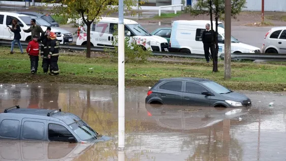 Mendoza golpeada por  fuerte lluvia y granizada