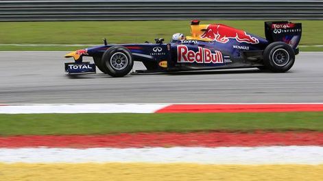 Vettel hizo doblete al ganar en Malasia