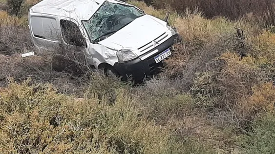 Un mendocino tuvo que ser hospitalizado tras protagonizar un vuelco en Media Agua