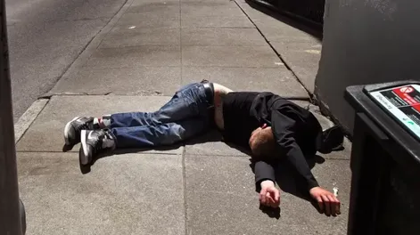 Cómo se produce el Fentanilo, la droga “zombie” que mata a 300 personas por día en EEUU