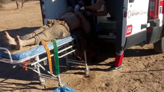 Fracturado, estuvo 12 horas atrapado en una madriguera que se desmoronó encima suyo