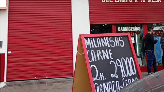conmocion por la muerte de una mujer de 53 anos mientras hacia compras en una carniceria